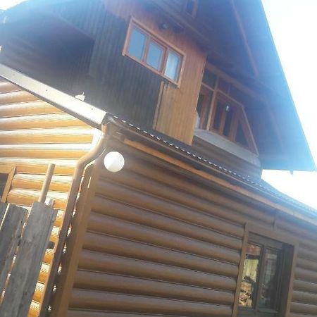 Maison d'hôtes У Оксани à Kvasy Extérieur photo