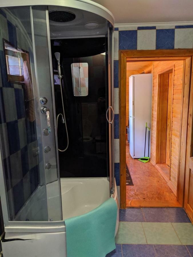 Maison d'hôtes У Оксани à Kvasy Extérieur photo