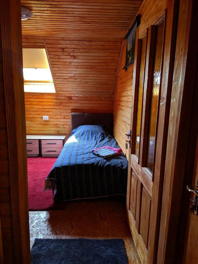 Maison d'hôtes У Оксани à Kvasy Extérieur photo