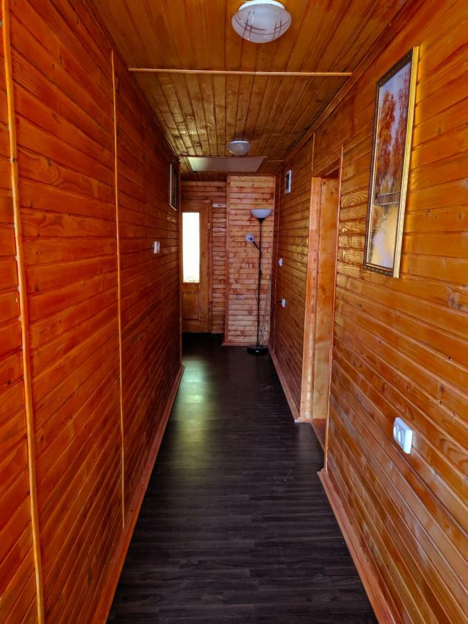 Maison d'hôtes У Оксани à Kvasy Extérieur photo